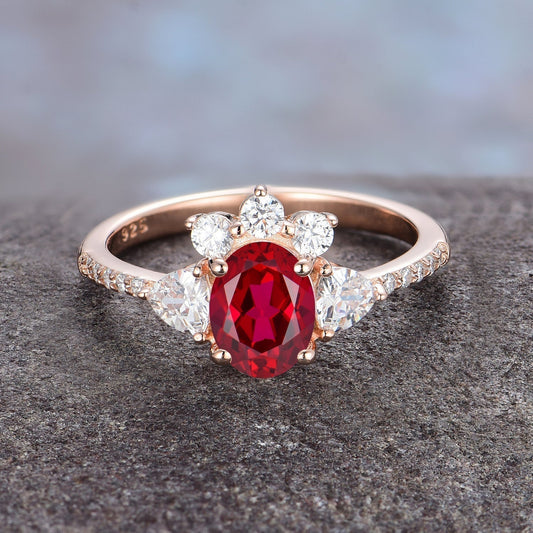 4-Prong vs. 6-Prong Rings: How to Choose the Perfect Setting for Your Gemstone