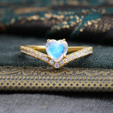 4-Prong Heart Shaped Moonstone Engagaement Ring Classic Wedding Ring