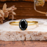 Minimalist Oval Cut 1.5 Carat Black Onyx Solitaire Engagement Ring