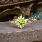 Round Cut Vintage Cluster Peridot Gemstone Ring Flower Engagement Ring
