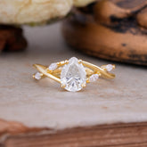 Lux Minimalist 4-Prong Pear-Cut Moissanite Engagement Ring