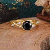 Vintage Round Cut Twisted Band Black Onyx Ring for Women