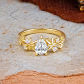 Luxury Vintage Nature-Inspired 4-Prong Oval Lab Diamond Ring