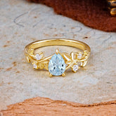 Luxury Vintage Nature-Inspired 4-Prong Oval Aquamarine Ring