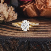 Luxury 4-Prong Oval Moissanite Engagement Ring