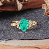 Retro Nature-Inspired 4-Prong Oval-Cut Emerald Engagement Ring
