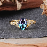 Retro Nature-Inspired 4-Prong Oval-Cut Alexandrite Engagement Ring