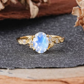 Retro Nature-Inspired 4-Prong Oval-Cut Moonstone Engagement Ring