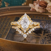 Gorgeous Oval Cut Moissanite Engagement Ring Set