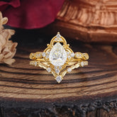 Luxury Vintage  Pear-Cut Moissanite Engagement Ring Set