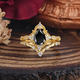 Luxury Vintage Pear-Cut Black Onyx Engagement Ring Set