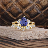 Luxury 3-Prong Pear-Cut Tanzanite Engagement Ring Set