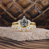 Luxury 3-Prong Pear-Cut Black Rutilated Quartz Engagement Ring Set