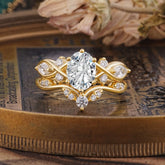 The Sumptuous Oval - Cut Lab Diamond Halo Ring
