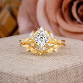 Nature Inspired The Dreamy Kite- Cut Lab Diamond with Fantasy Leaf Gold Ring Set