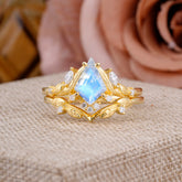 Nature Inspired The Dreamy Kite- Cut Moonstone with Fantasy Leaf Gold Ring Set