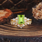Luxury Vintage 4-Prong Emerald-Cut Peridot Ring Set