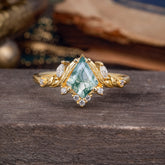 Kite-Cut Natural Light Green Moss Agate Ring
