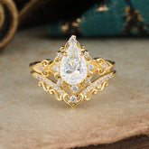 Luxury 4 Prong Pear Cut Moissanite Stackable Ring Set