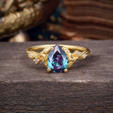 Vintage Minimalist 4-Prong Pear-Cut Alexandrite Engagement Ring