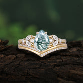 Luxurious Vintage-Inspired 4-Prong Tear-Cut Natural Moss Agate Engagement Ring Set