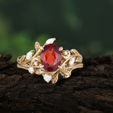 1.15 CT Delicate Leaf Accented 4 Prong Oval Shaped Garnet Ring Sets
