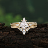 Classic Retro Luxury 4-Prong Kite-Cut Moissanite Stackable Ring Set