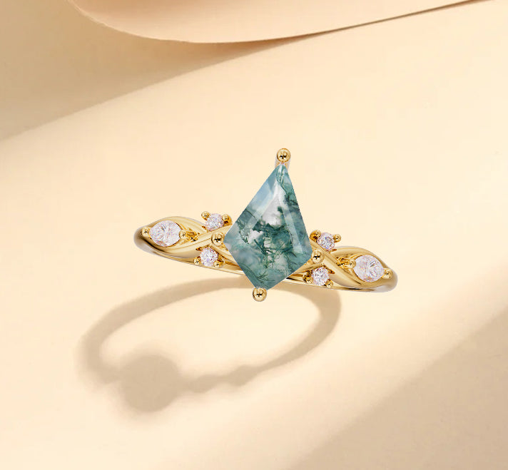Kite Cut Emerald Engagement Ring: Angular Elegance with Vintage Soul ...