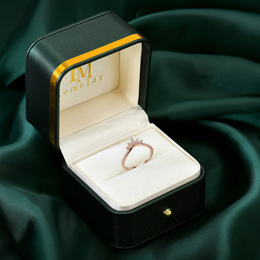 Engagement vs.Wedding Rings: How to Wear Them