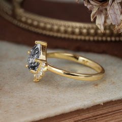 Pear Cut Vintage Black Rutilated Quartz Engagement Ring Cluster Ring for Women