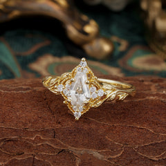 Minimalist Vintage 4-Prong Coffin-Cut Moissanite Engagement Ring Set