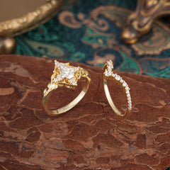 Minimalist Vintage 4-Prong Coffin-Cut Moissanite Engagement Ring Set