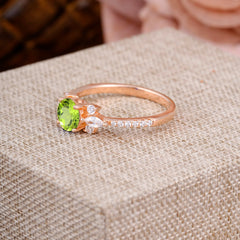 Round Cut Peridot Cluster Engagement Ring 6-Prong Setting