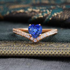 4-Prong Heart Shaped Sapphire Engagaement Ring Classic Wedding Ring