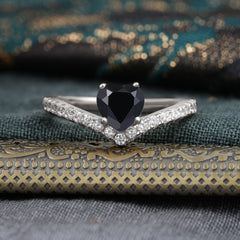 4-Prong Heart Shaped Black Onyx Engagaement Ring Classic Wedding Ring