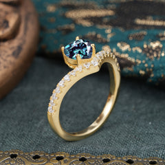 4-Prong Heart Shaped Alexandrite Engagaement Ring Classic Wedding Ring