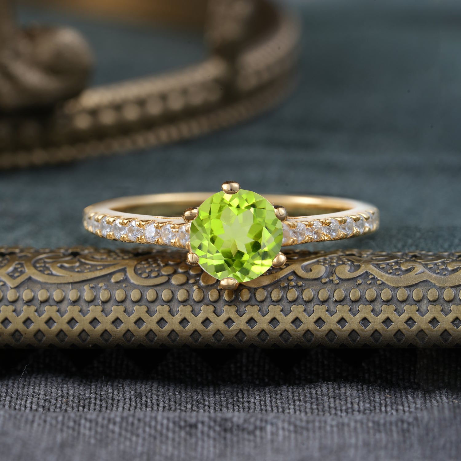 6-Prong Classic Round Cut Peridot Engagement Ring Pave Bridal Ring
