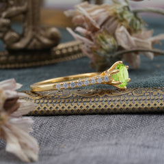 6-Prong Classic Round Cut Peridot Engagement Ring Pave Bridal Ring
