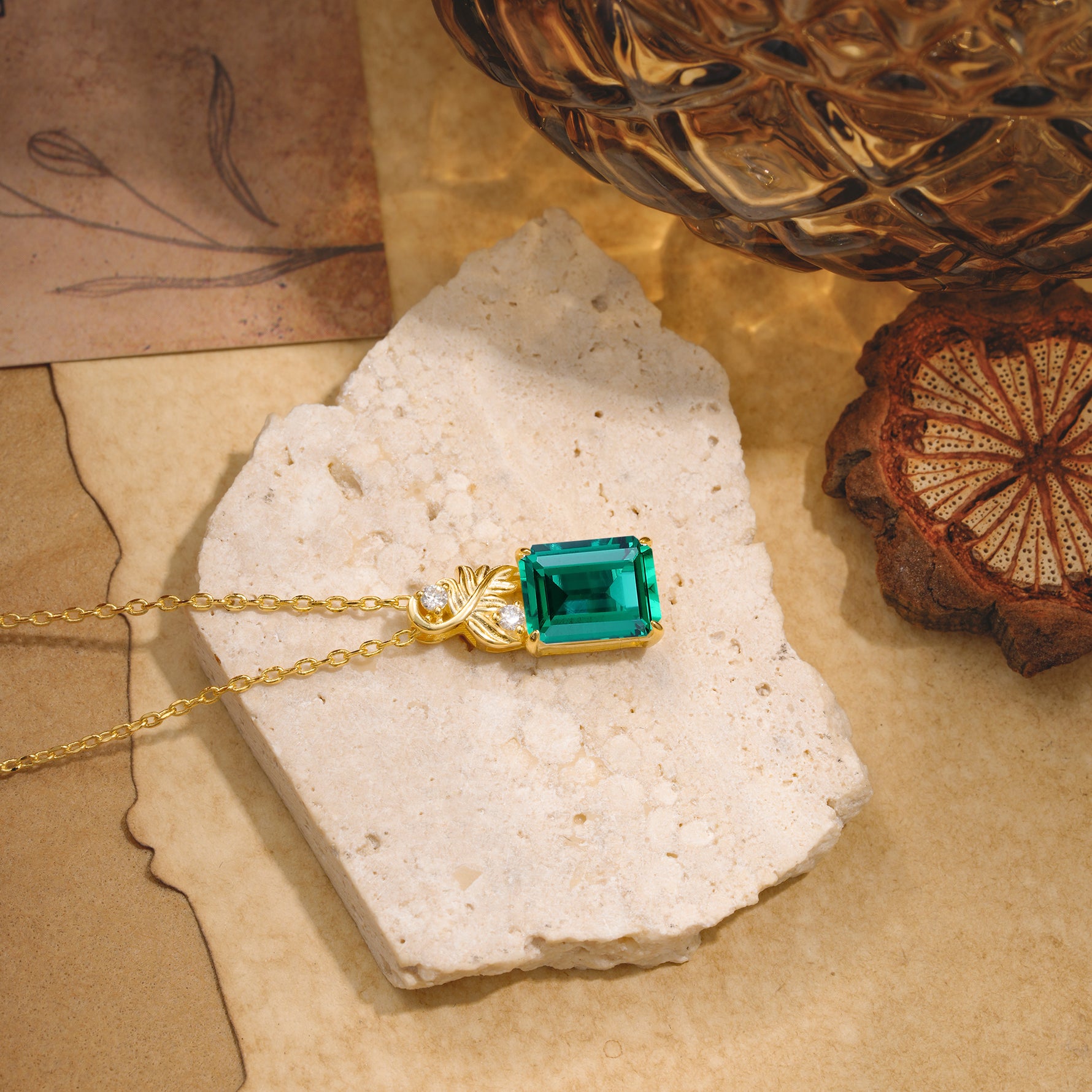 SP20918 Emerald Ring - White-Gold