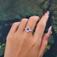 Round Cut Sapphire Engagement Ring Cluster 6-Prong Setting