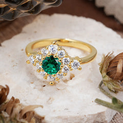 Round Cut Emerald Engagement Ring Cluster 6-Prong Setting