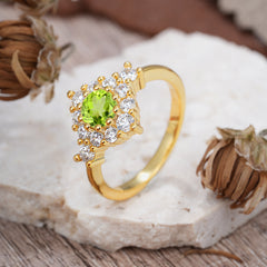 Round Cut Peridot Engagement Ring Cluster 6-Prong Setting