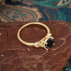 4 Prong Classic Round Black Onyx Engagement Ring for Women