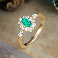 Vintage Halo Cluster Oval Cut Emerald Engagement Ring