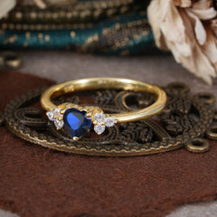 3 Prong Heart Cut Classic Sapphire Engagement Ring Side with 3-stone