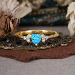 Heart Cut Classic Aquamarine Engagement Ring Side with 3-stone