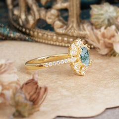 Floral Designed Cluster Ring 1 Carat Oval Cut Vintage Moss Agate Ring