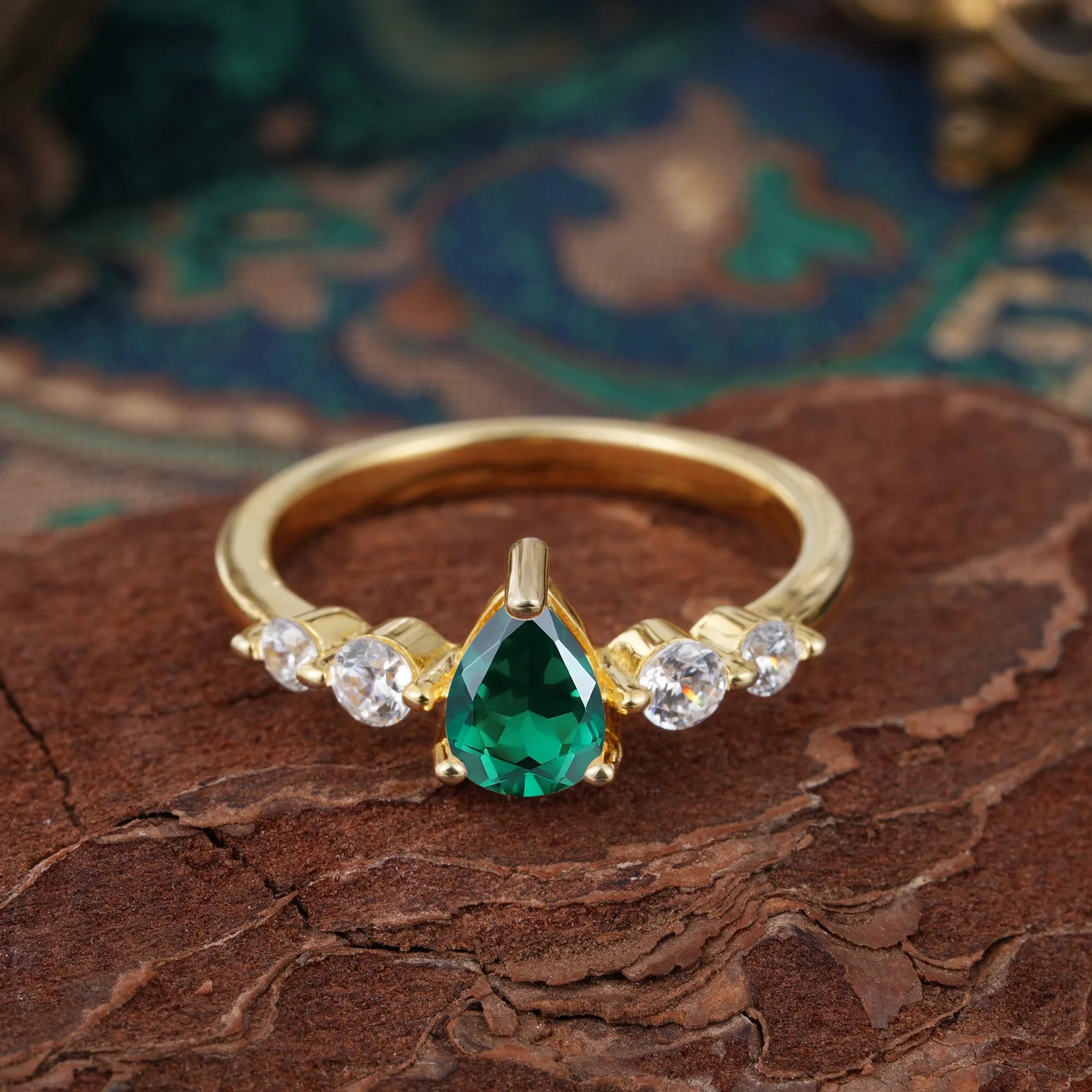 Pear Cut 3 Prong Classic Emerald Side Stone Engagement Ring
