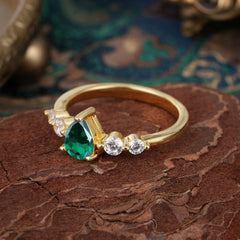 Pear Cut 3 Prong Classic Emerald Wedding Ring Promise Side Stone Anniversary Ring