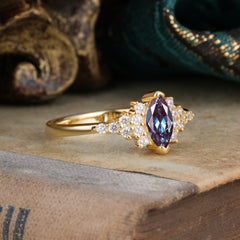 2 Prong Marquise Cut Vintage Alexandrite Engagement Ring Wedding Ring